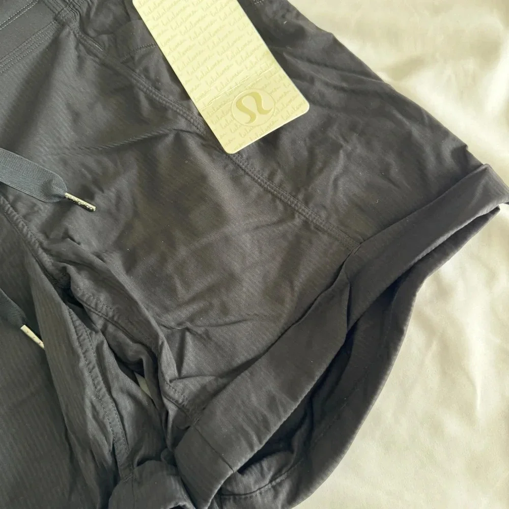 🆕🖤 Lululemon Do it All Short II - Black